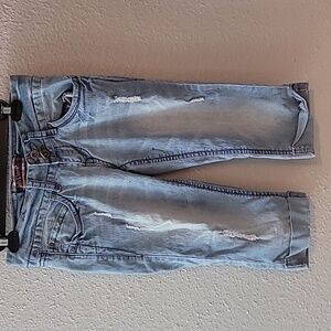 Junior wall flower jeans.